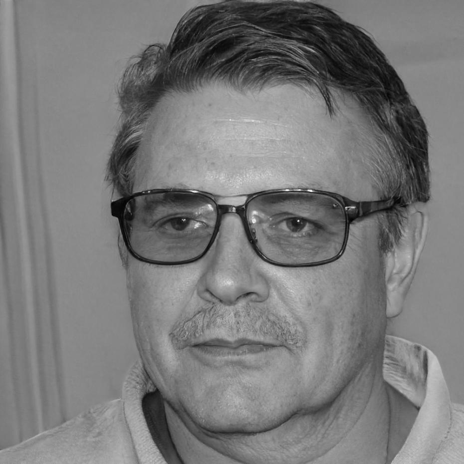 Portrait von Leander Fischbach